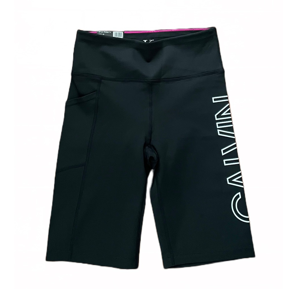 Calvin Klein Women’s Black Bike Shorts Size:XS (NWT)
One side pocket.